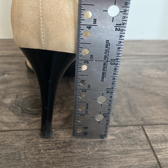 Roberto Vianni Tan Suede Boots, EU 37 - Picture 7 of 11